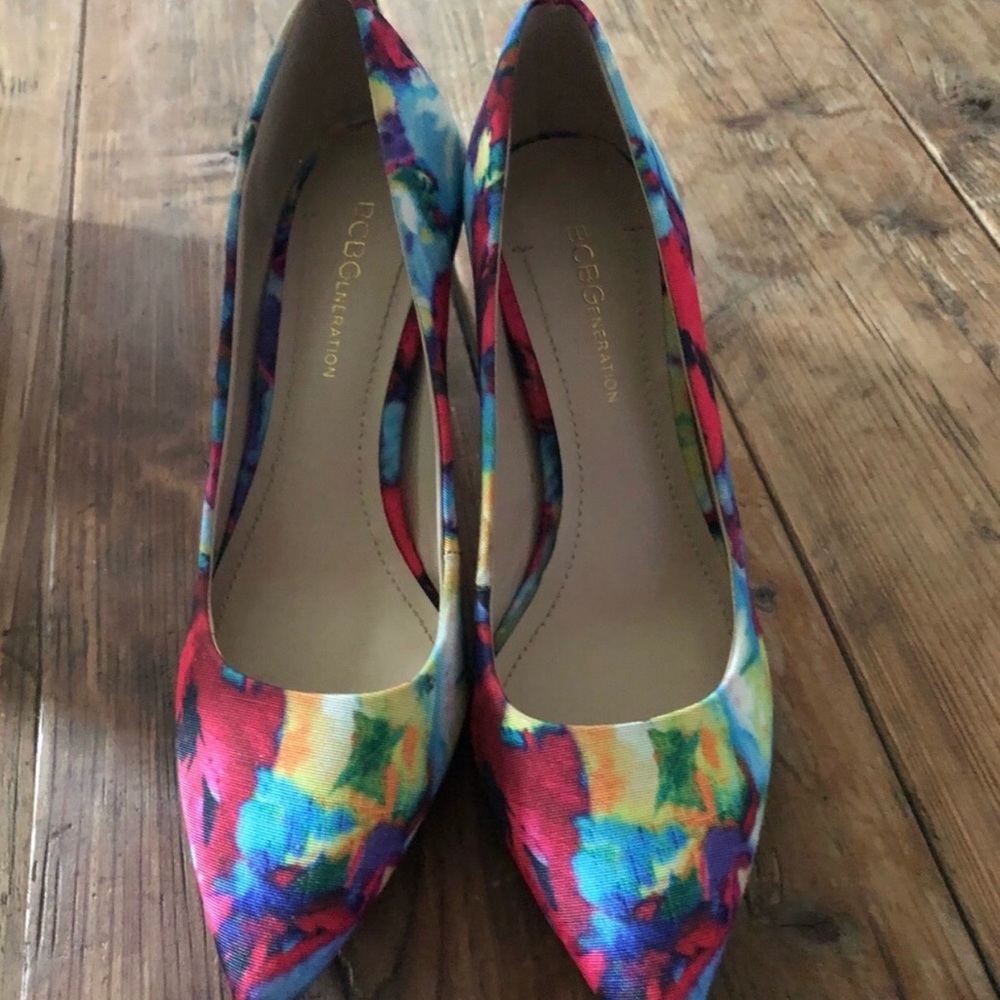 BCBG Pumps multicolor 😁